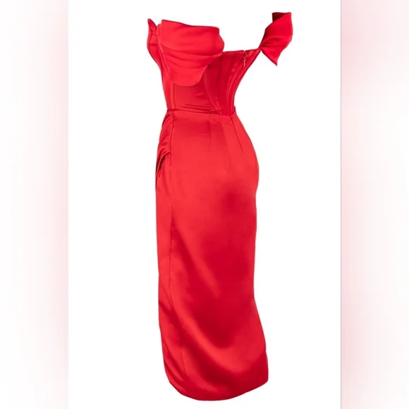 Red 'Loretta' House of CB-XS - Picture 8 of 14